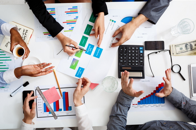 Budgeting : Planning, Controlling and Analyzing